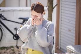 寒暖差アレルギーとアレルギー性鼻炎の違いとは。よもぎ蒸しが寒暖差アレルギーに効果的な理由。
